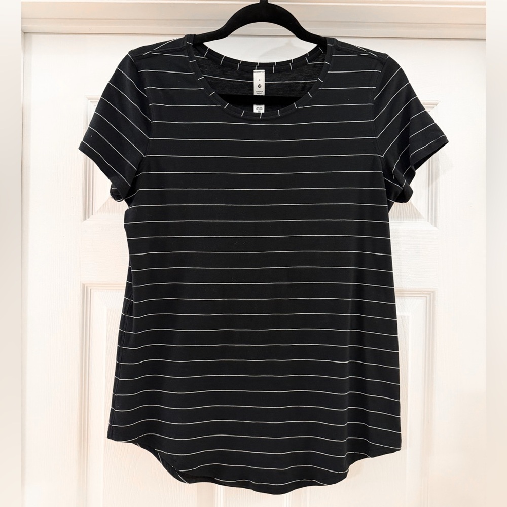 Lululemon Love Crewneck T-Shirt Swap Stripe Black White sz 4